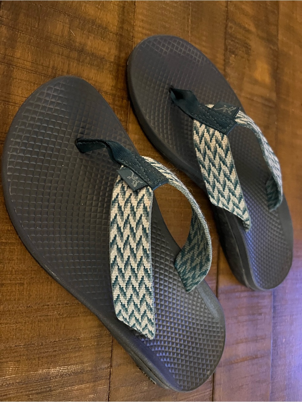 Chaco flip flop size 6